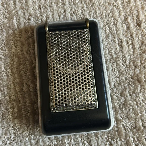 Star Trek communicator- prop? - Picture 3 of 6
